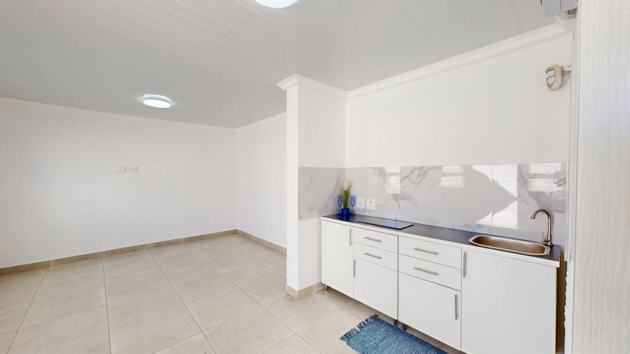 3 Bedroom Property for Sale in Harmony Village Western Cape